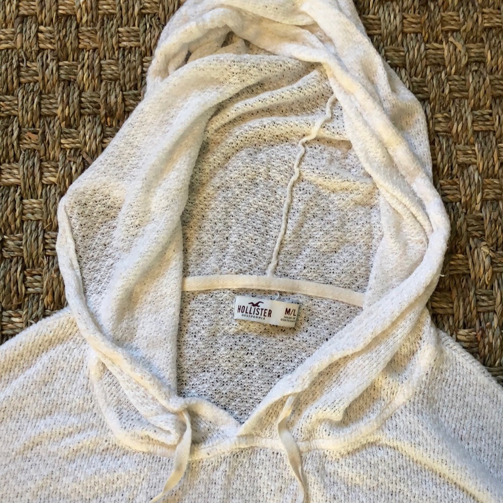 White throw on